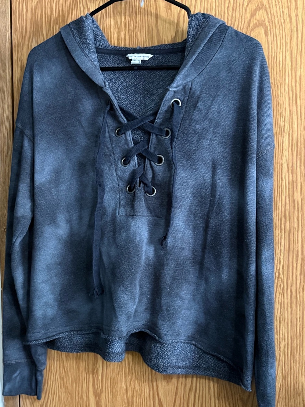 America Eagle Lace-Up Crop Hooded Pullover - Black Tie-Dye